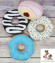 Load image into Gallery viewer, Random Assortment Felt Donuts
